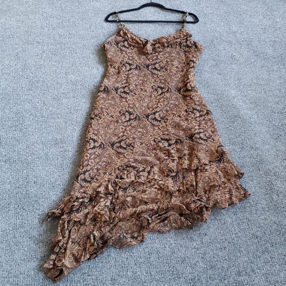 ECI Dresses & Skirts - ECI Women's brown sequined midi dress